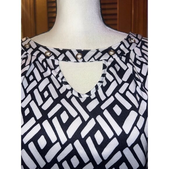 PerSeption Concept Black & White Geometric — Medium - Picture 3 of 10